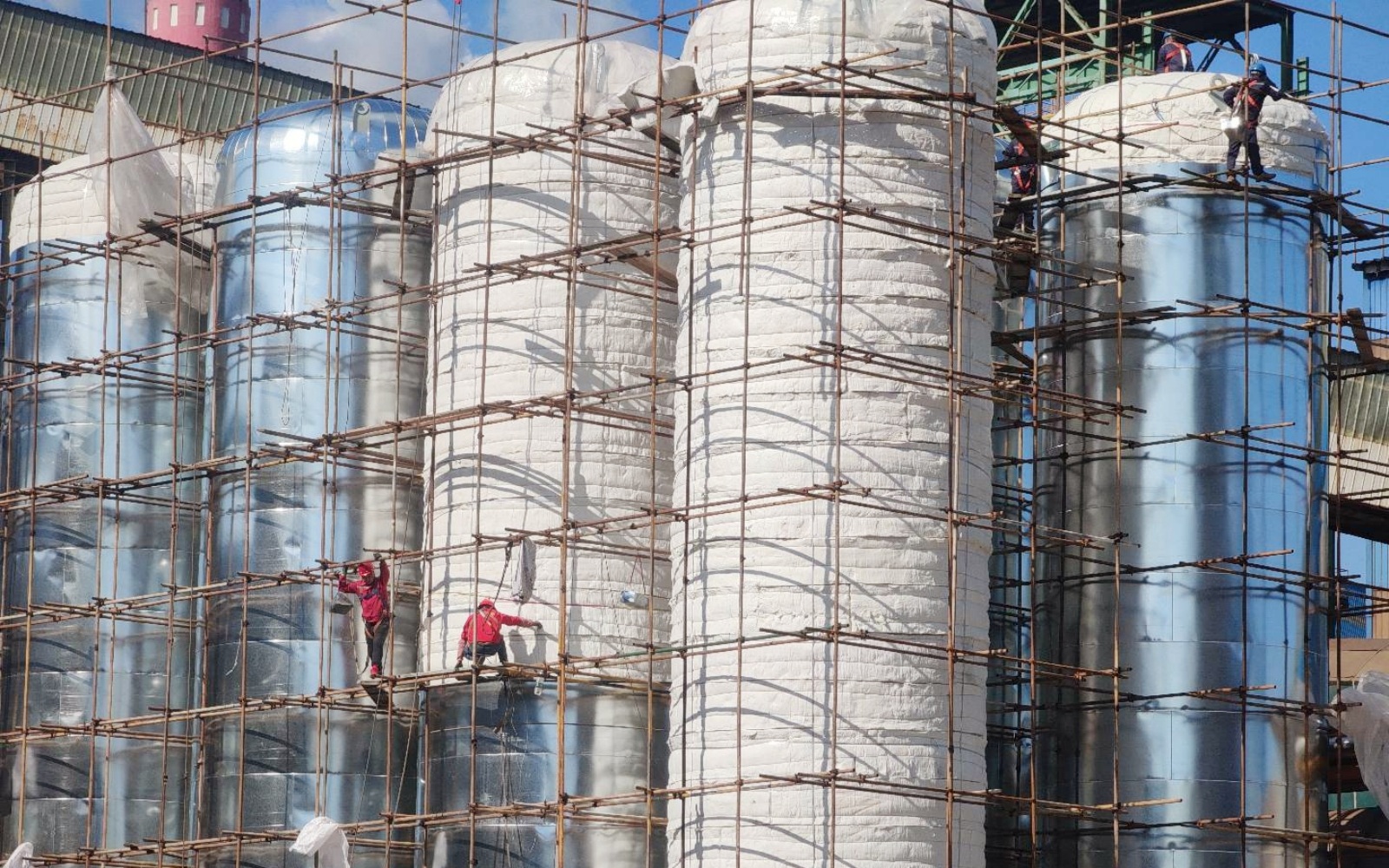 儲(chǔ)罐容器_壓力容器_低溫儲(chǔ)罐_菏澤花王壓力容器